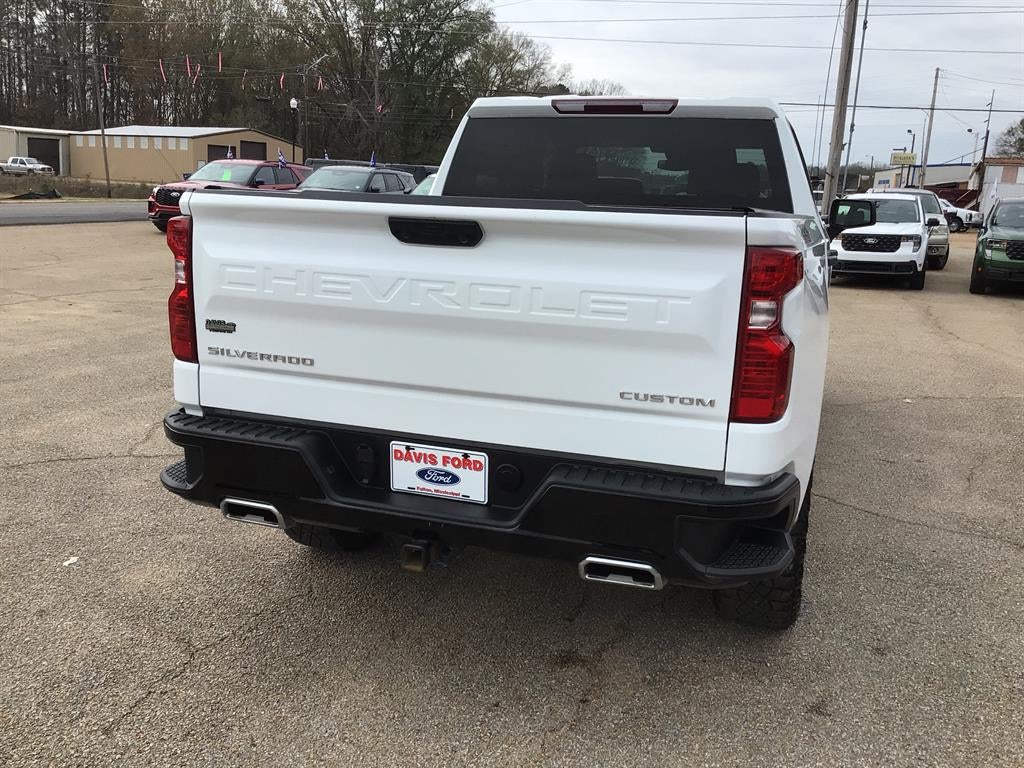 2023 Chevrolet Silverado 1500 Custom Trail Boss