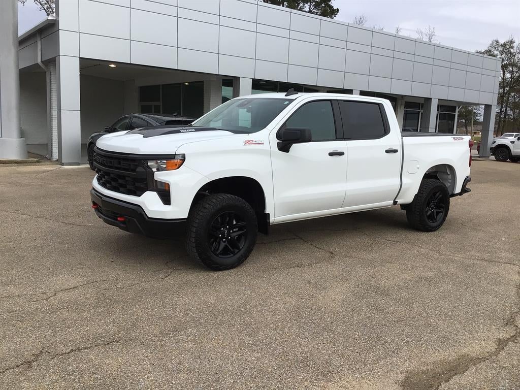 2023 Chevrolet Silverado 1500 Custom Trail Boss