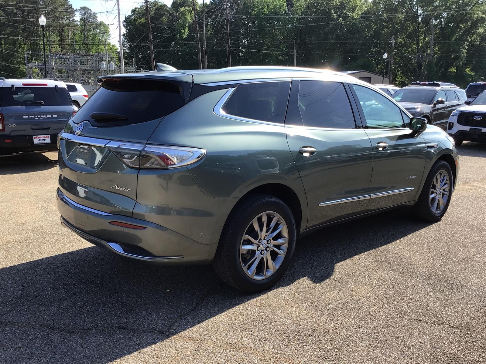 2023 Buick Enclave Avenir