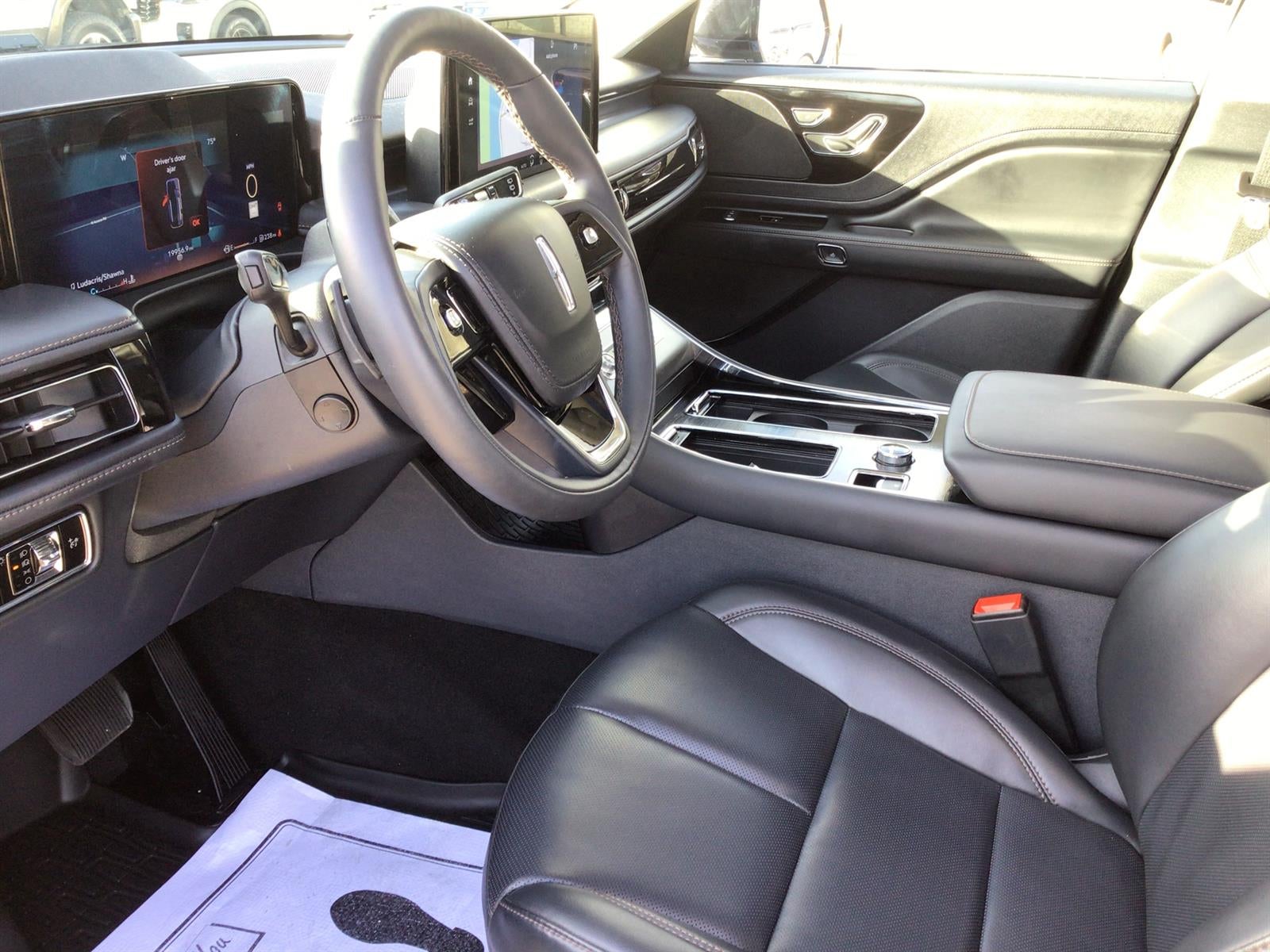 2025 Lincoln Aviator Premiere