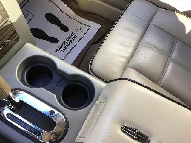 2007 Lincoln Mark LT Base