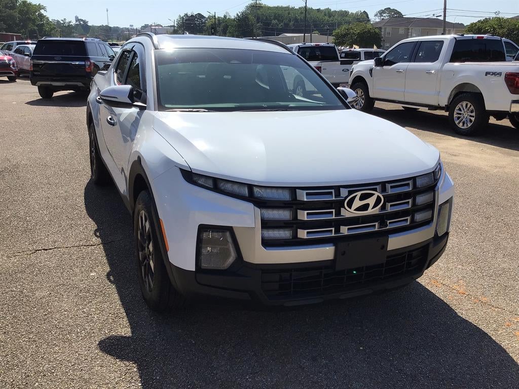 2025 Hyundai SANTA CRUZ SEL Activity