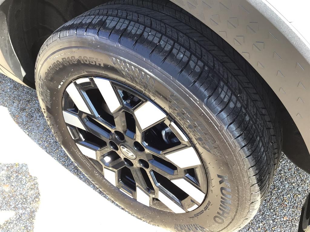 2025 Hyundai SANTA CRUZ SEL Activity