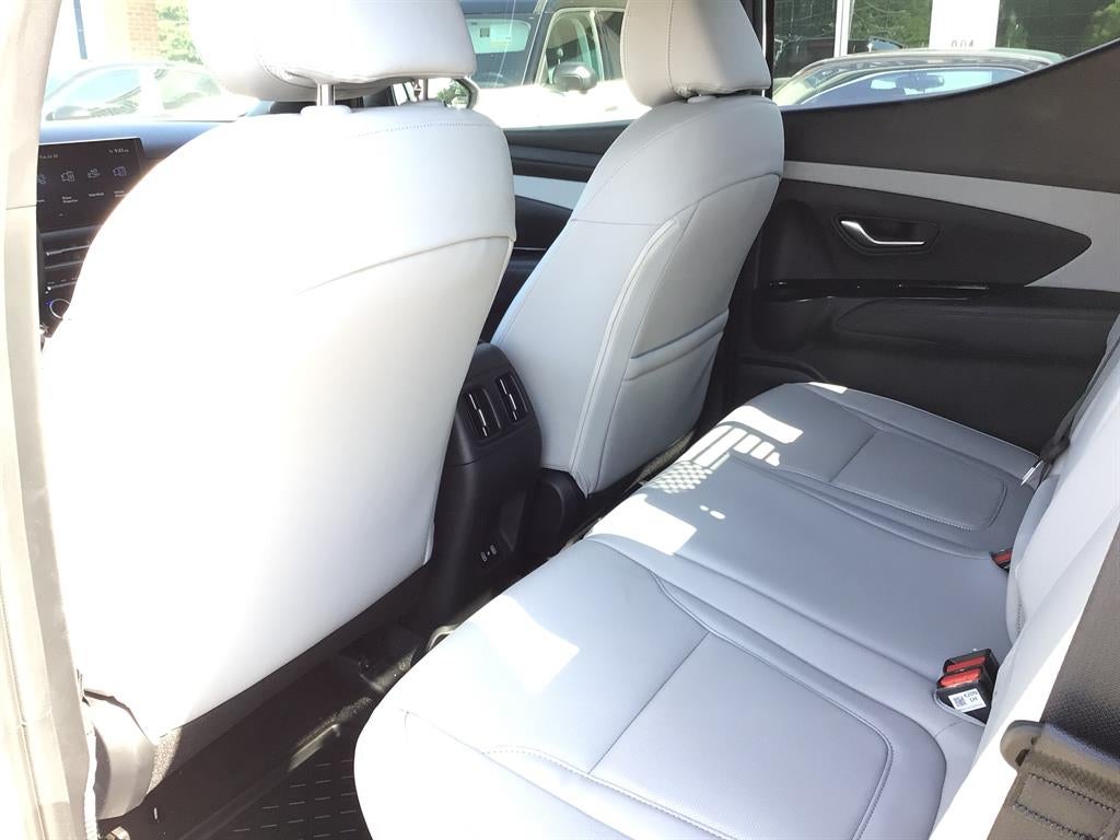 2025 Hyundai SANTA CRUZ SEL Activity