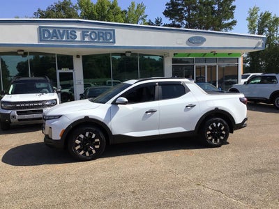 2025 Hyundai SANTA CRUZ SEL Activity