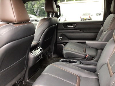 2025 Nissan Armada SL