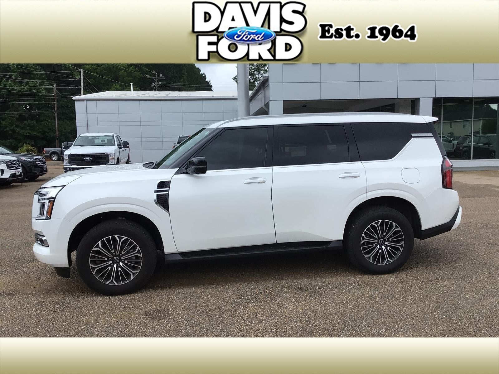 2025 Nissan Armada SL