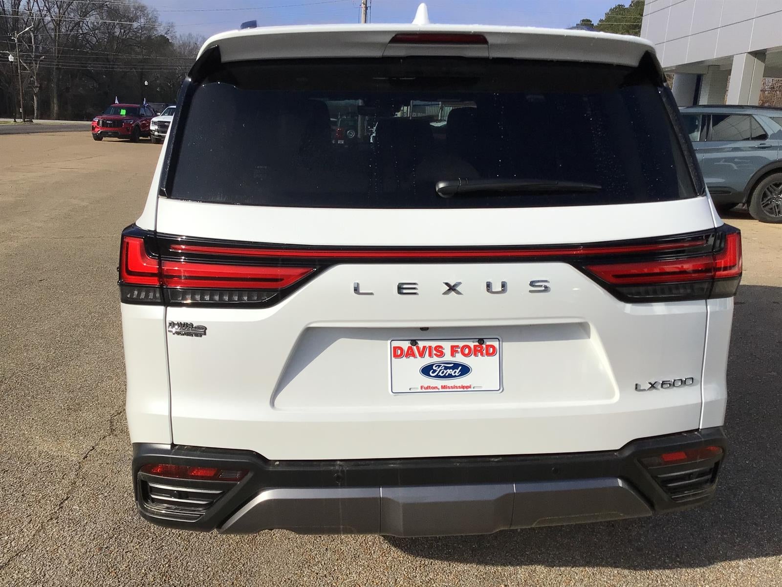 2025 Lexus LX 600 Luxury