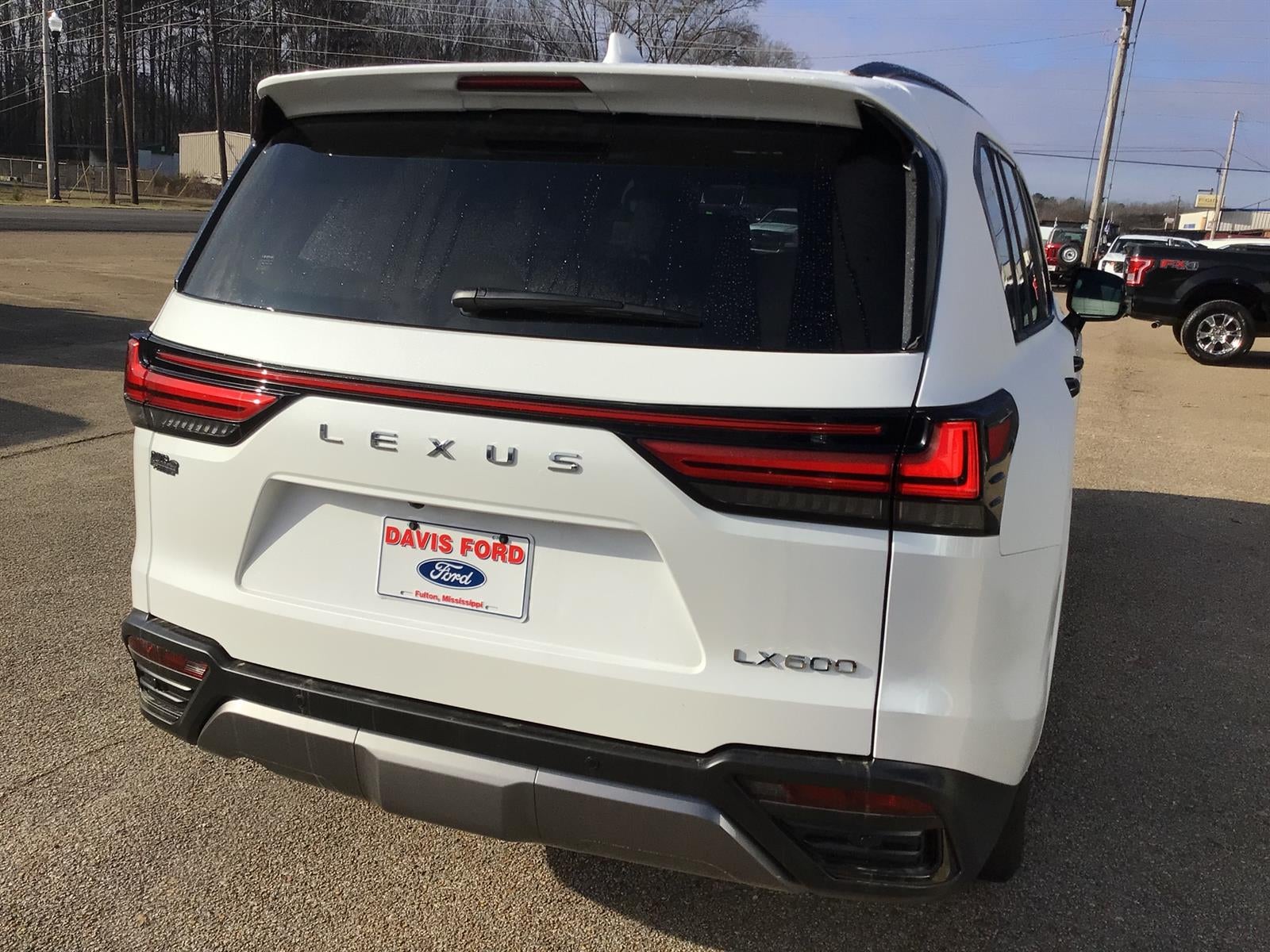 2025 Lexus LX 600 Luxury