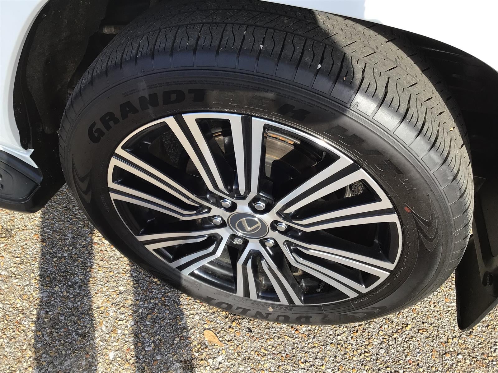 2025 Lexus LX 600 Luxury