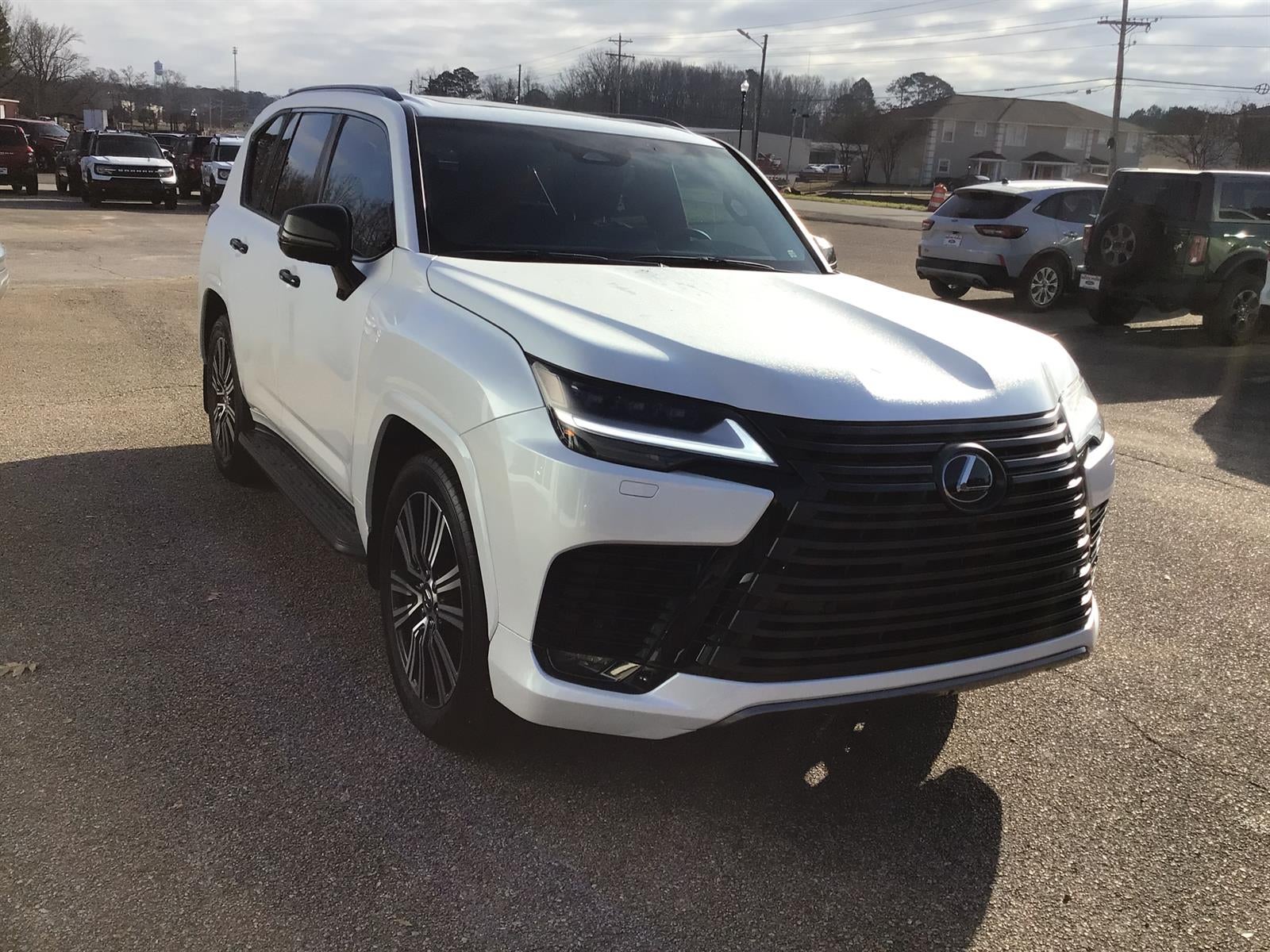 2025 Lexus LX 600 Luxury